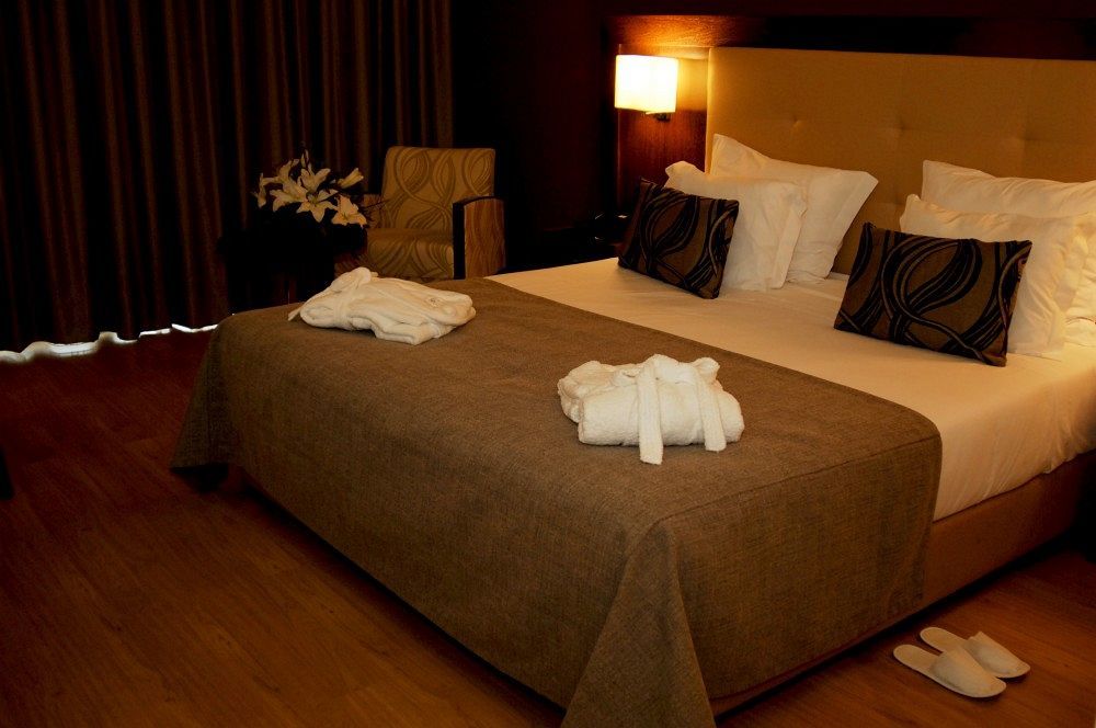 Palace Hotel & Spa Termas De Sao Tiago เปนามากอร์ ภายนอก รูปภาพ